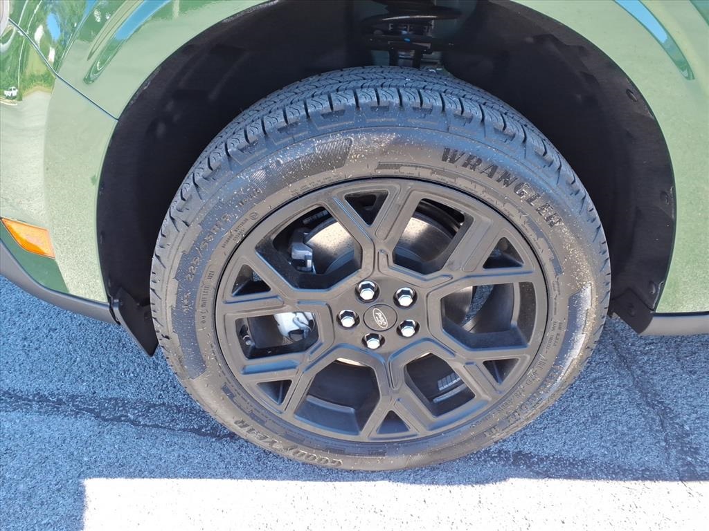 2025 Ford Maverick Lariat photo 4