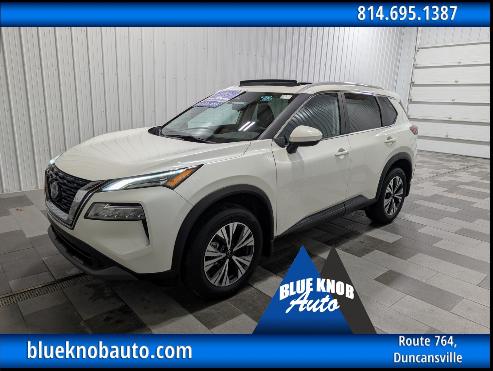 2023 Nissan Rogue SV's photo