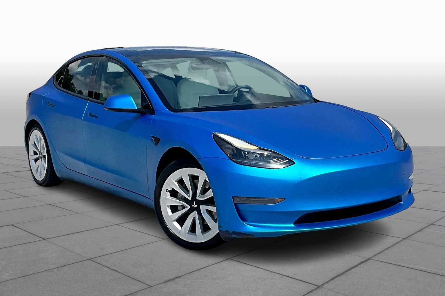 2021 Tesla Model 3 Standard Range Plus photo 2
