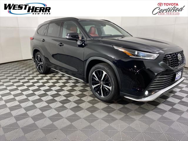 2021 Toyota Highlander XSE's photo