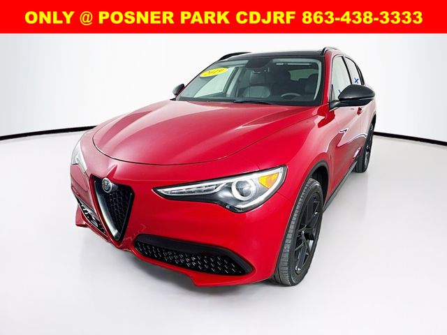 2019 Alfa Romeo Stelvio Base photo 3