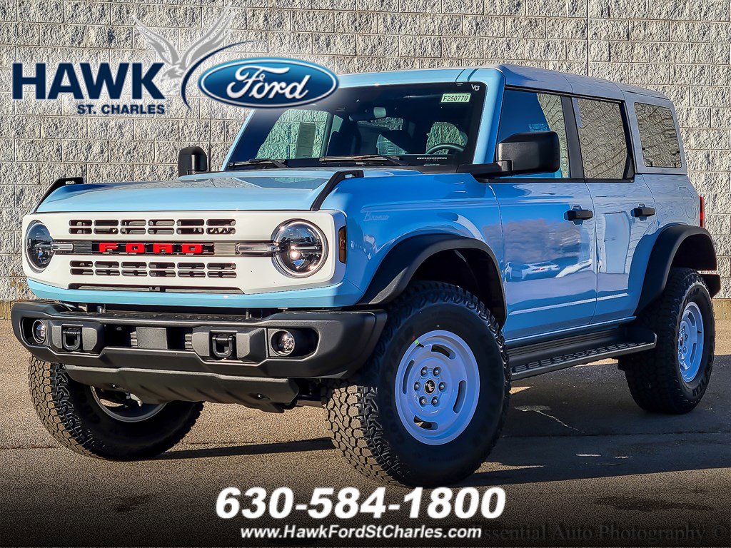 2025 Ford Bronco 4-Door Heritage Editon's photo