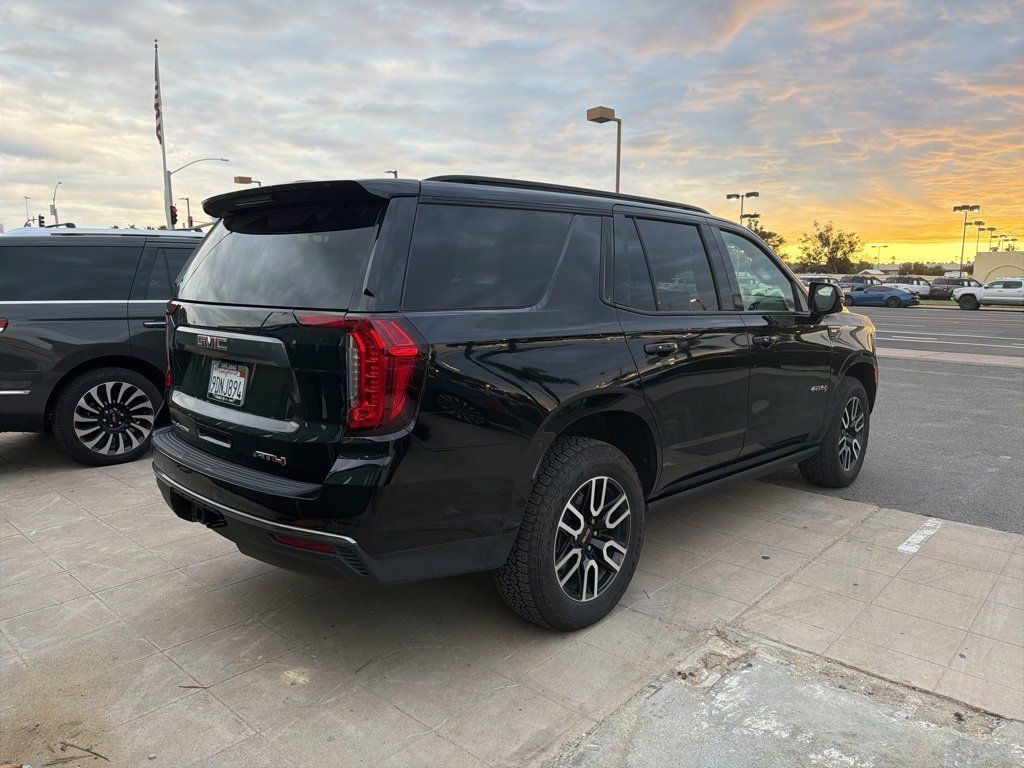 2023 Gmc Yukon AT4 photo 3