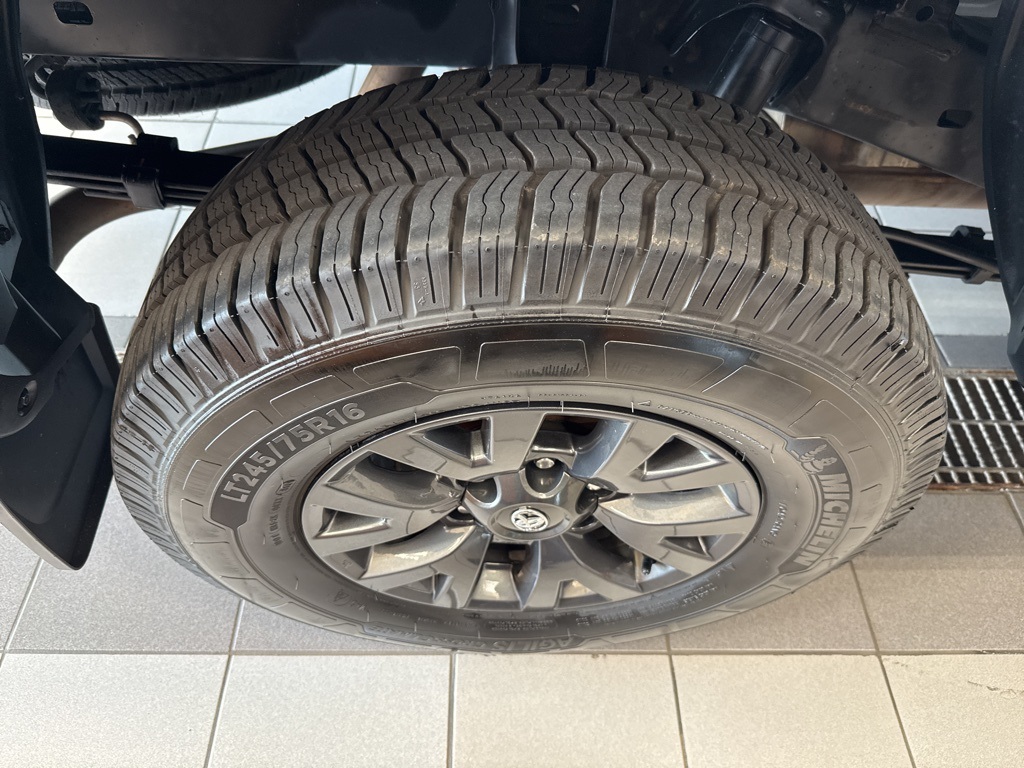 2023 Toyota Tacoma SR5 photo 5