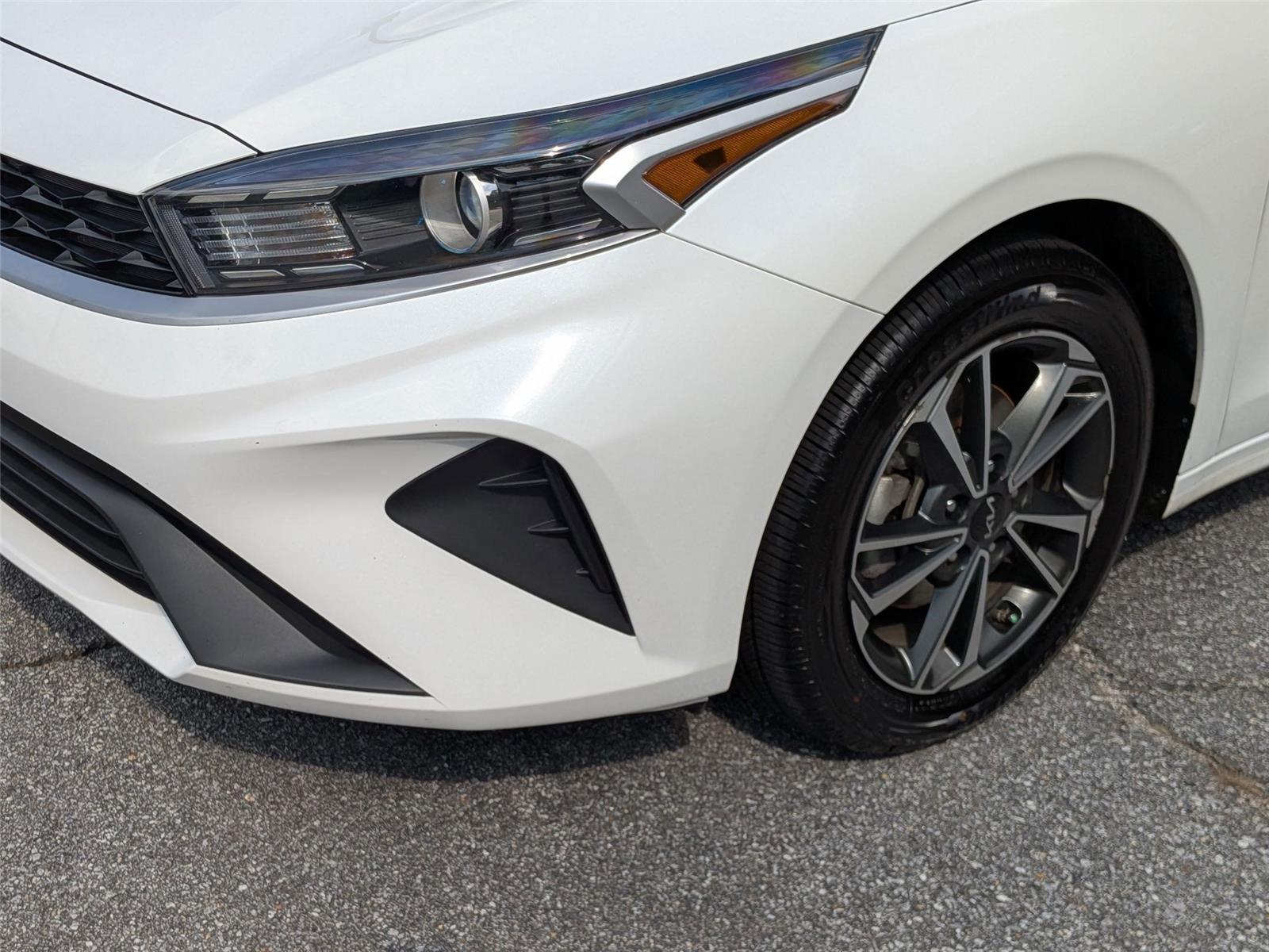 2023 Kia Forte LXS photo 8