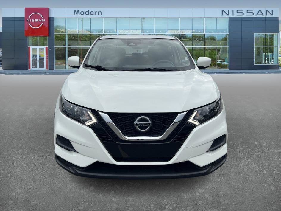 2022 Nissan Rogue Sport S photo 2