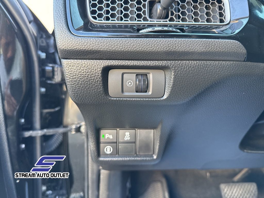 2023 Honda Civic Touring photo 27