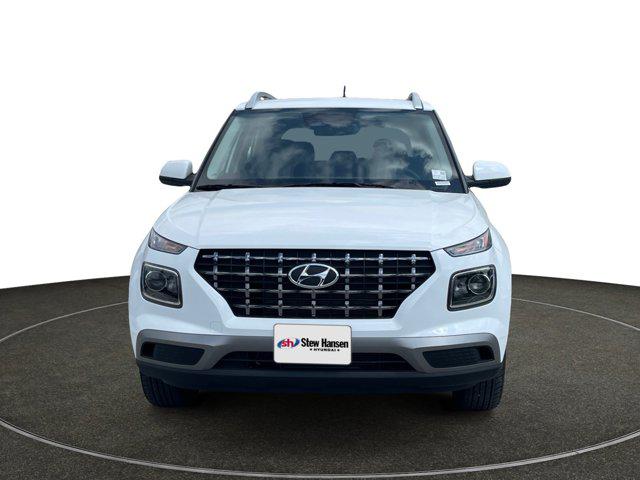 2025 Hyundai Venue SEL Limited photo 8