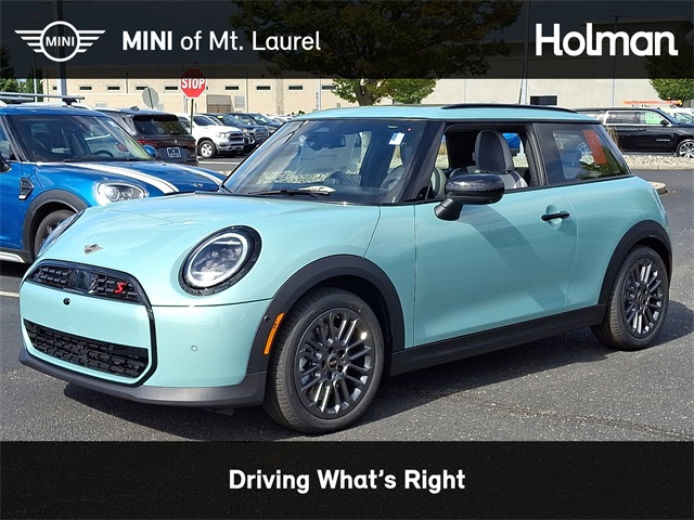 2026 MINI Hardtop 2 Door S's photo