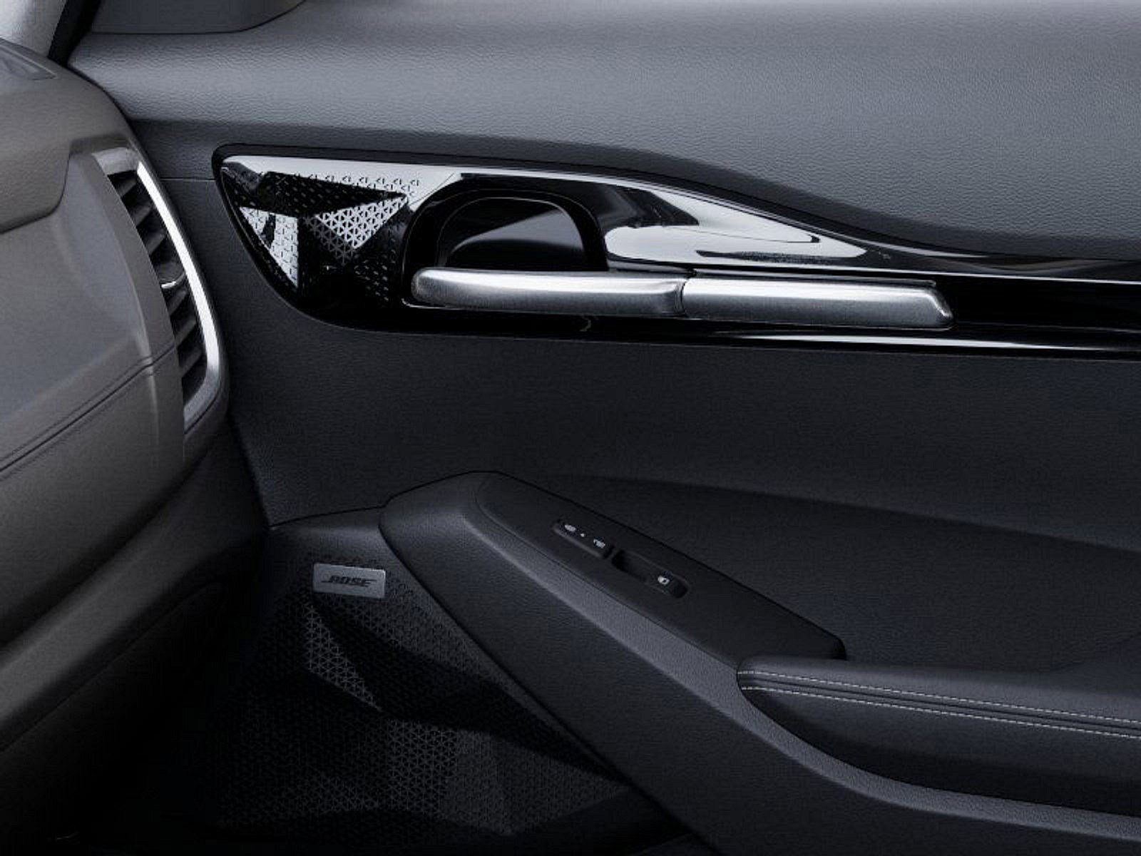 2025 Kia Seltos SX photo 23