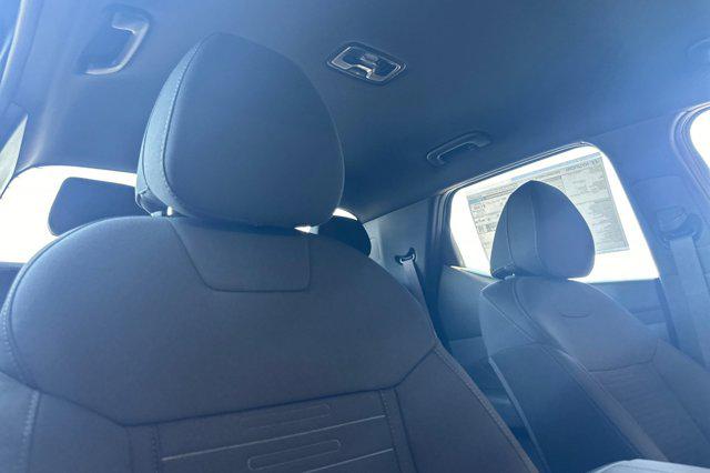 2025 Hyundai Santa Cruz SE photo 15