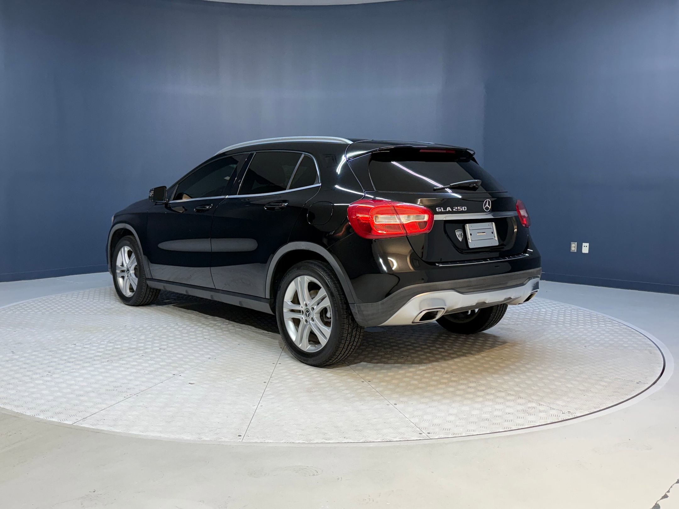 2018 Mercedes Benz GLA 250 photo 3