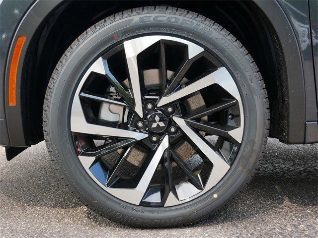 2025 Mitsubishi Outlander PHEV SEL photo 3