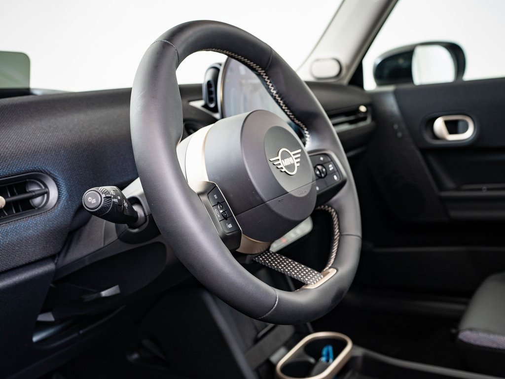 2025 Mini Cooper Hardtop S photo 4