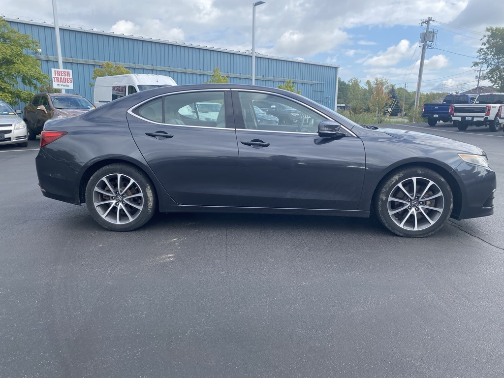 2015 Acura TLX photo 12