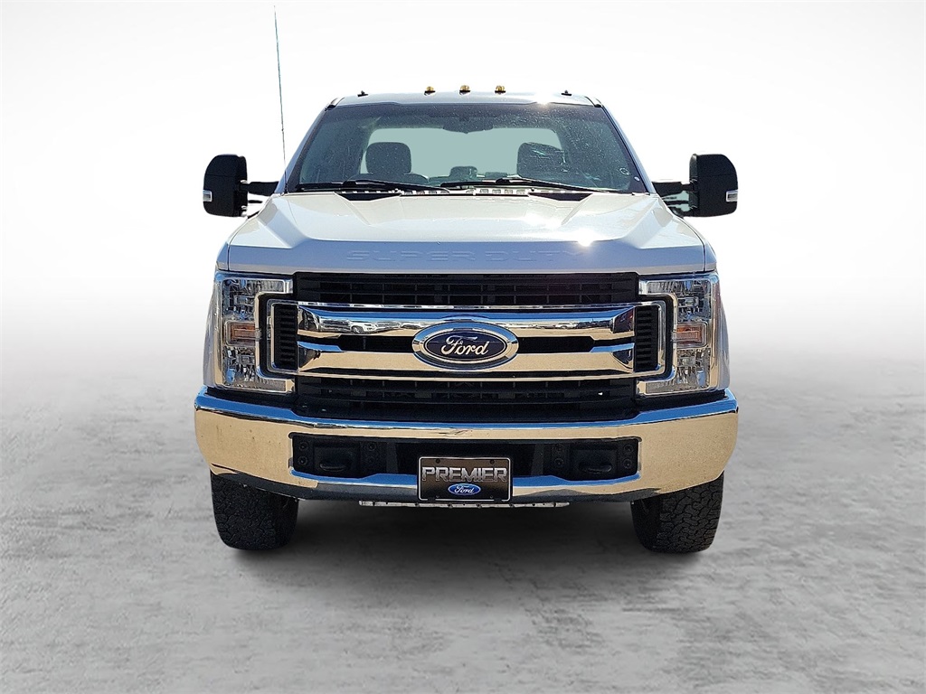 2019 Ford F-350 XL photo 3