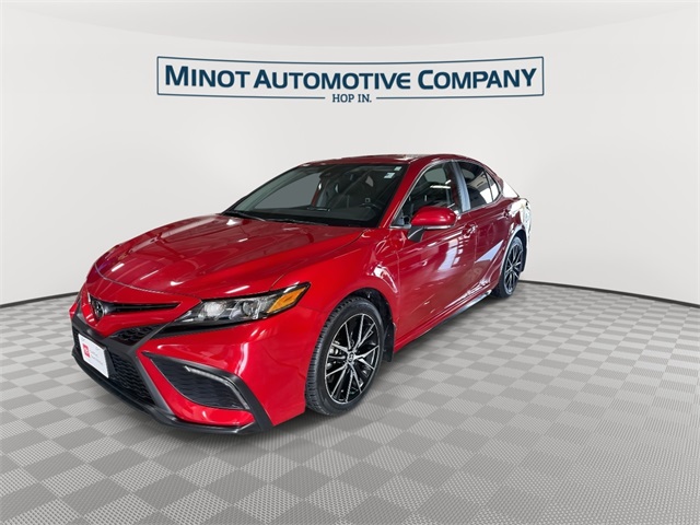 2024 Toyota Camry SE photo 4
