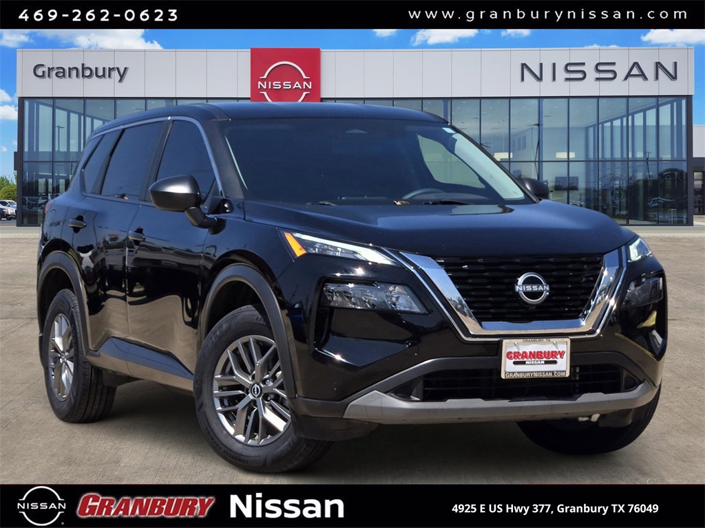 2023 Nissan Rogue S's photo