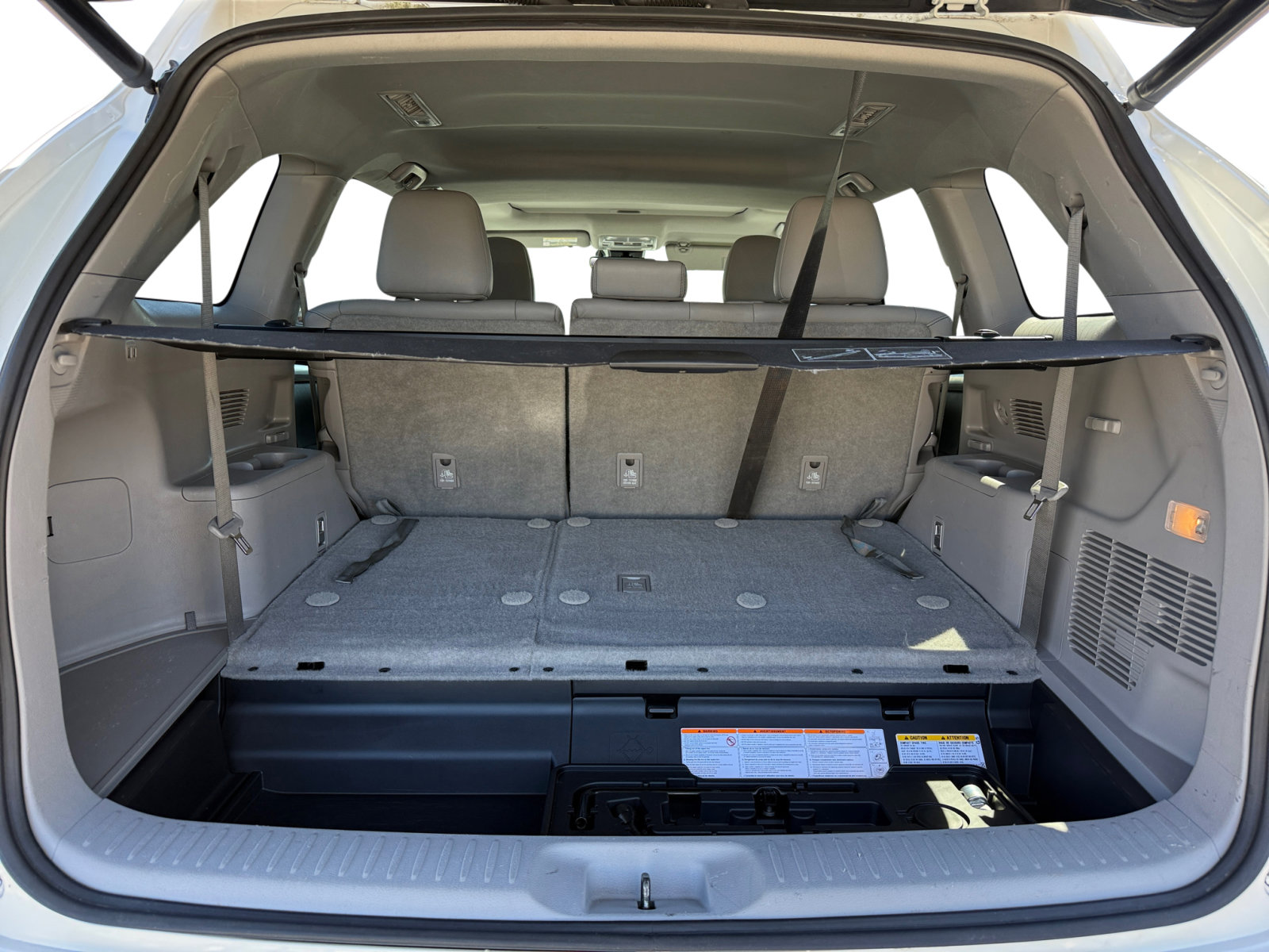 2017 Toyota Highlander Hybrid XLE photo 16