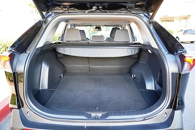 Used 2023 Black Toyota XLE image 12