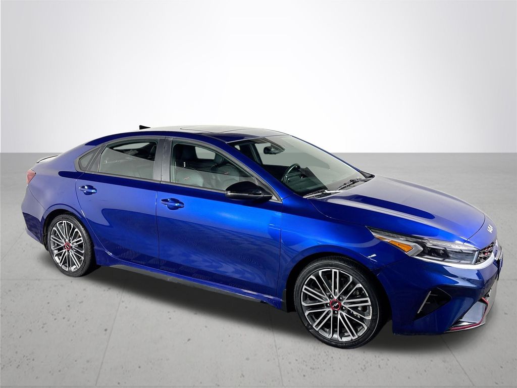 2024 Kia Forte GT photo 4