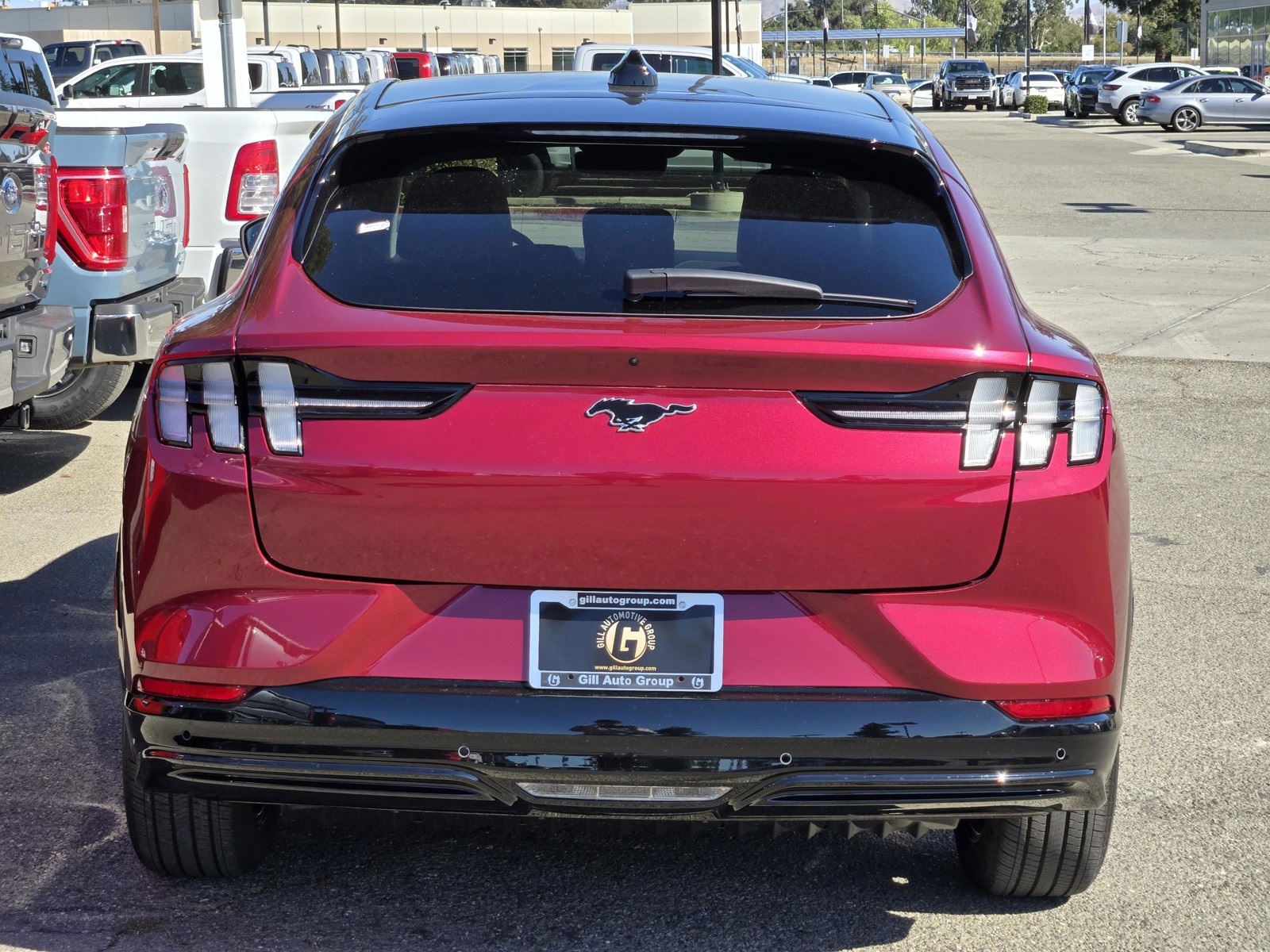 2025 Ford Mustang Mach-E Premium photo 5