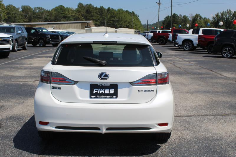 2013 Lexus CT 200h photo 11
