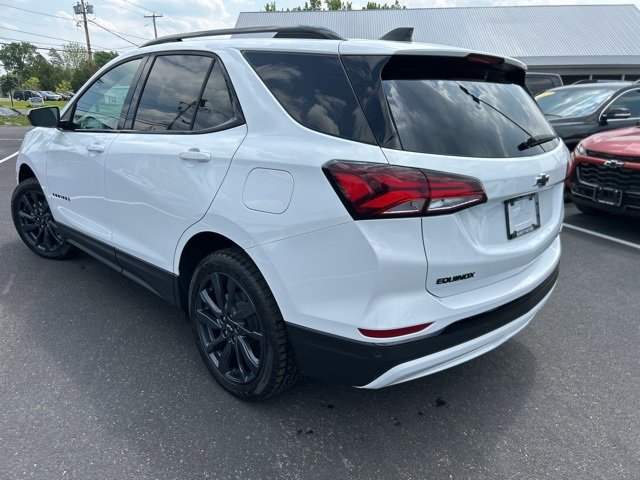 2024 Chevrolet Equinox RS photo 3
