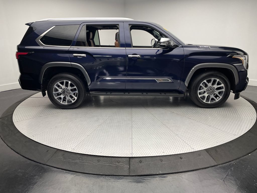 2025 Toyota Sequoia photo 4