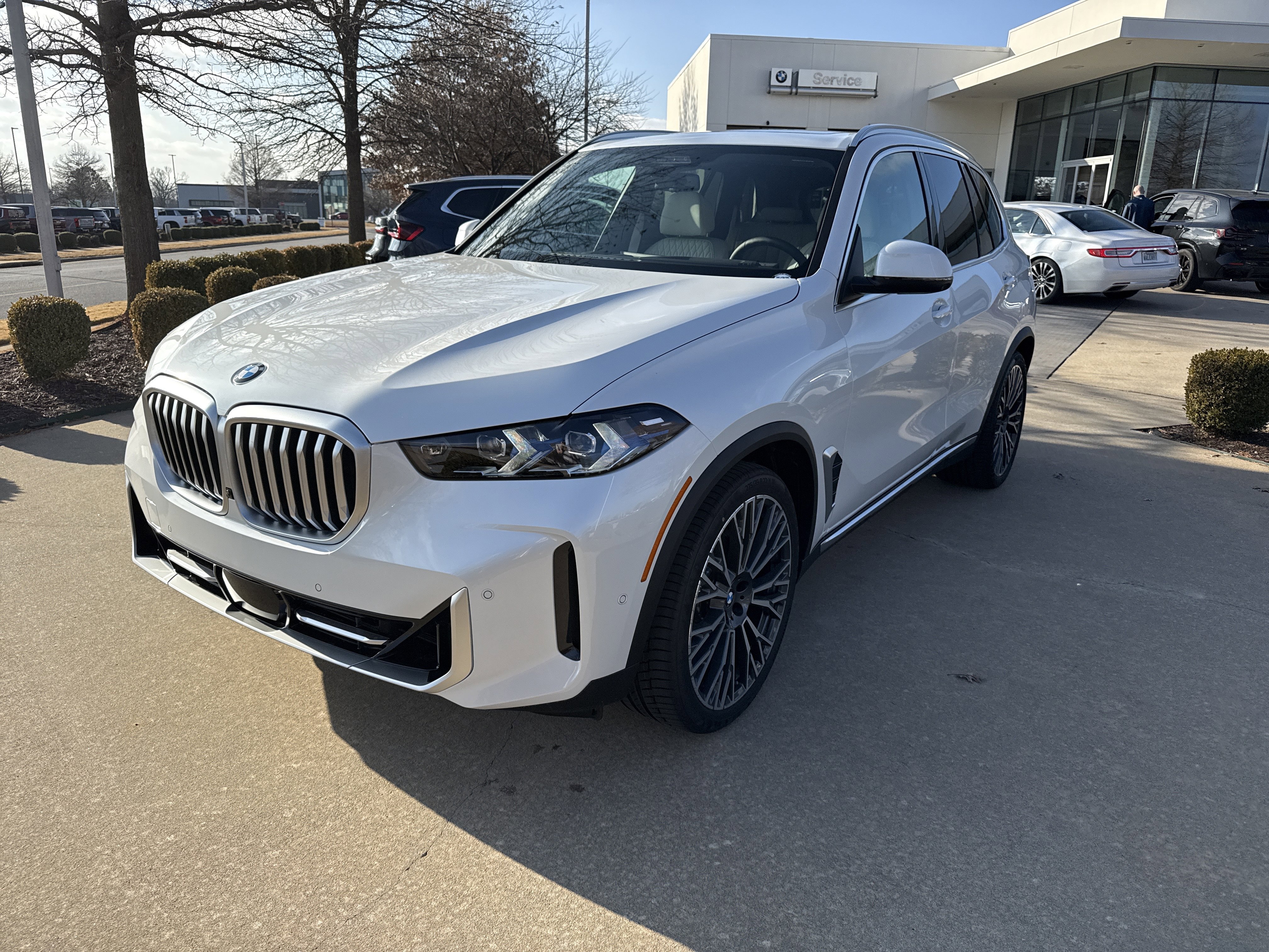 2026 BMW X5 40i's photo