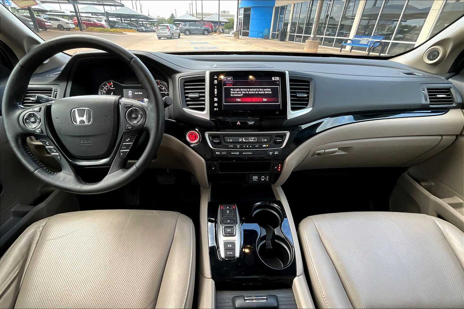 2020 Honda Ridgeline RTL-E photo 12