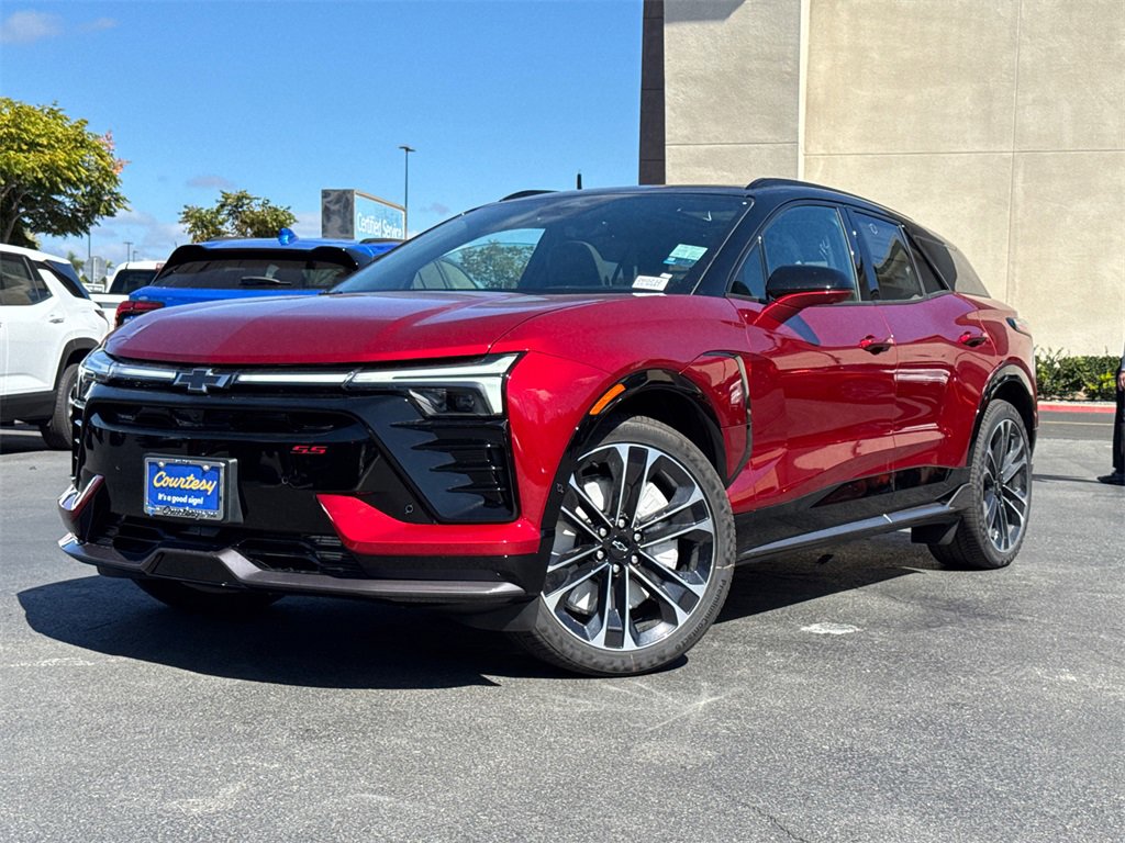 2026 Chevrolet Blazer EV photo 2