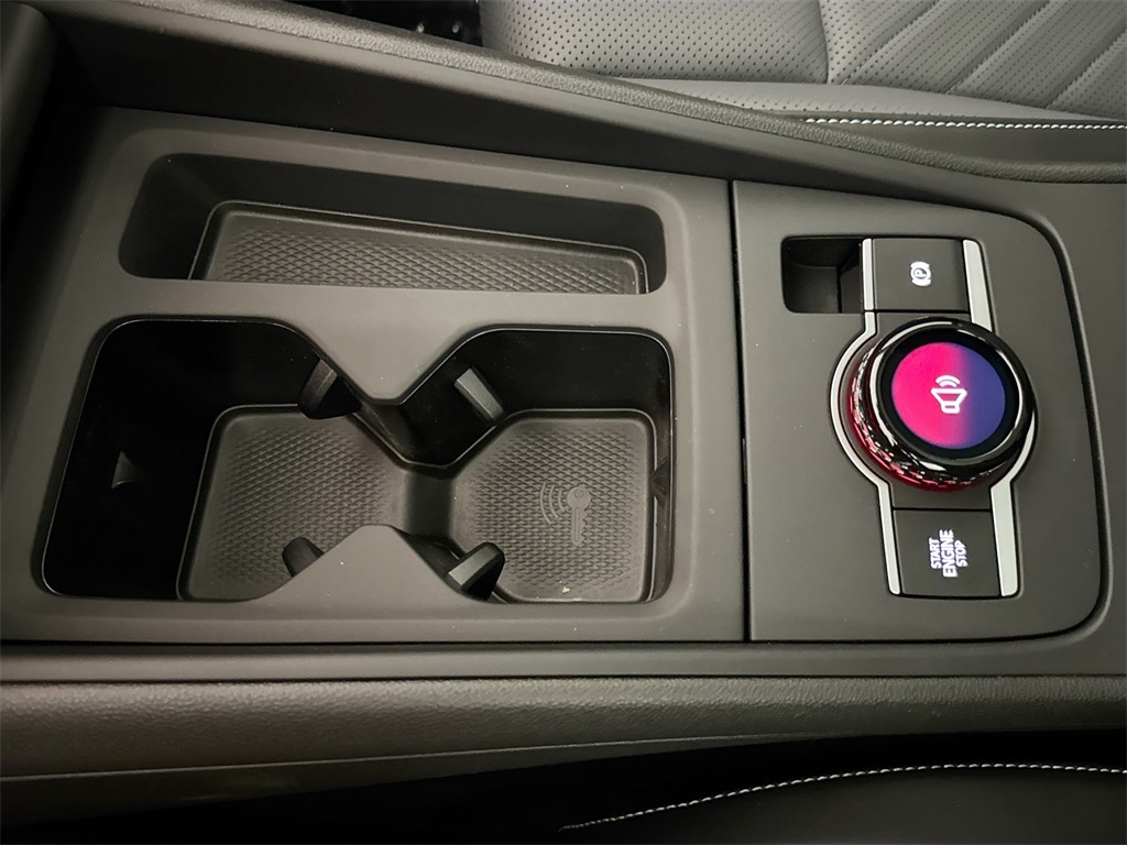 2025 Volkswagen Tiguan SE photo 33