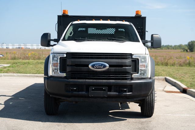 2017 Ford F-450 XL photo 2