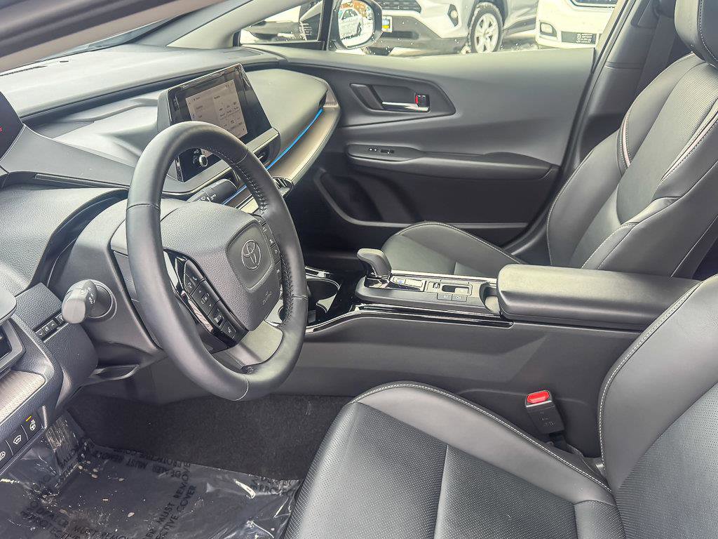 2025 TOYOTA PRIUS - Image 9