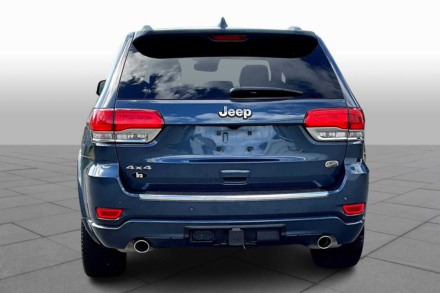 2021 Jeep Grand Cherokee Overland photo 4