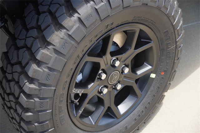 2025 Jeep Gladiator Sport Texas Trail photo 9