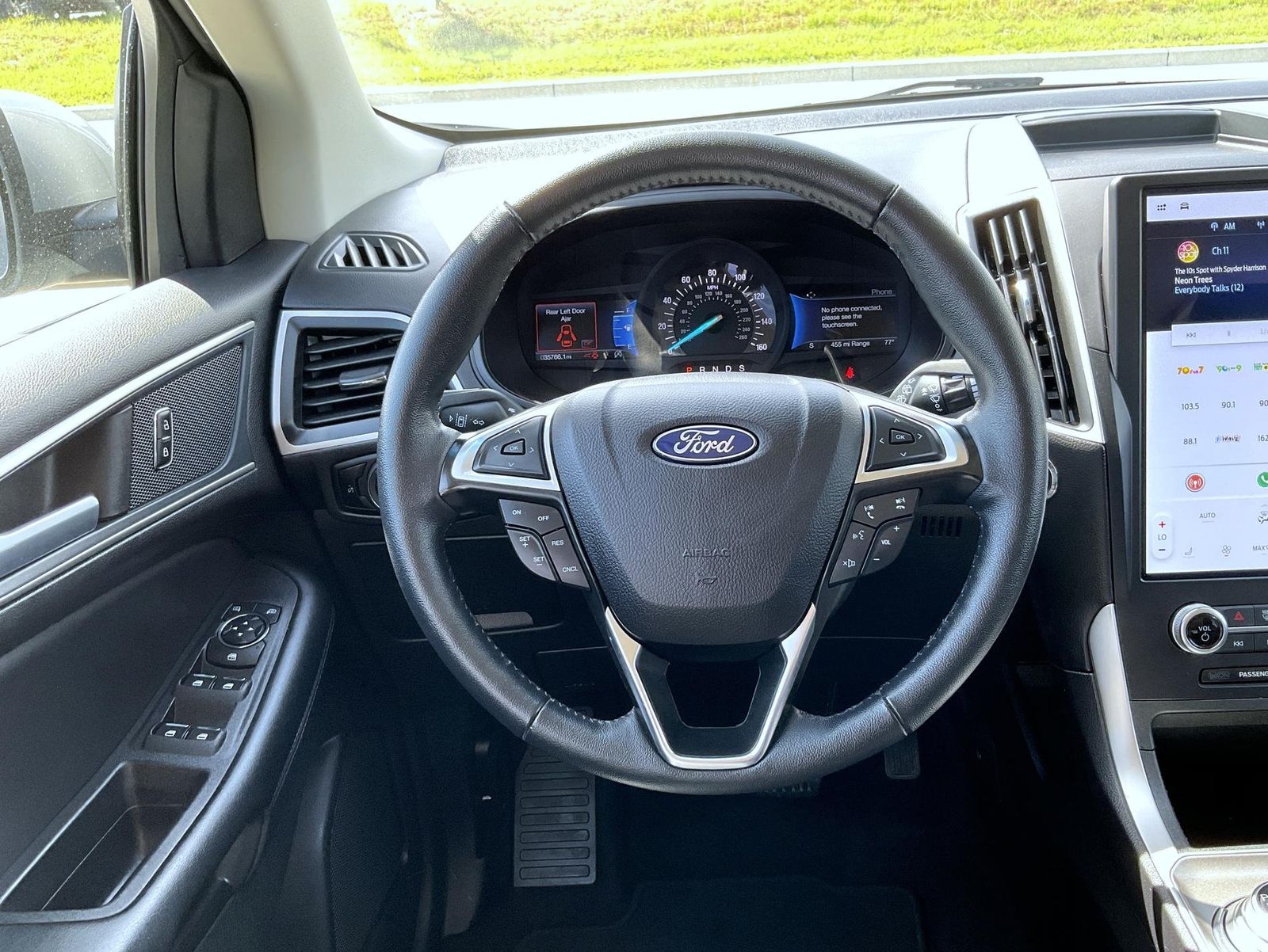 2024 Ford Edge SEL photo 11