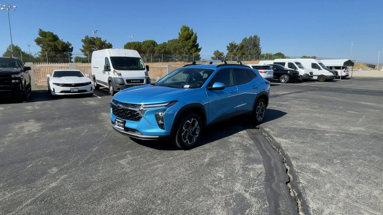 2025 Chevrolet Trax LT photo 32