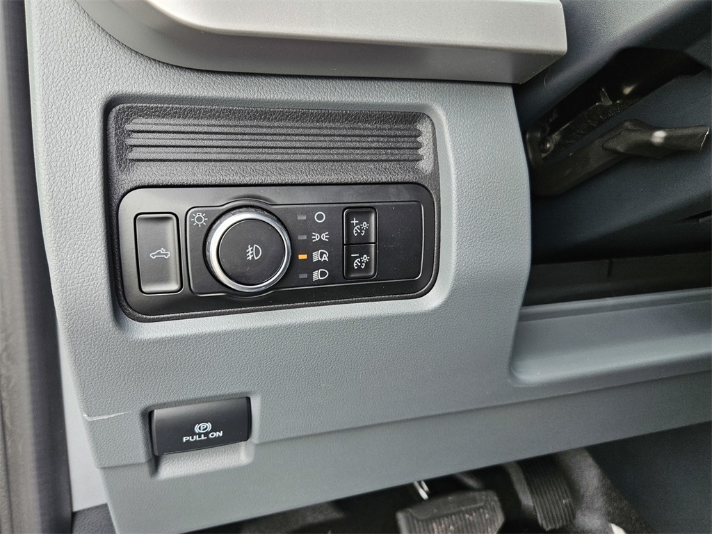 2025 Ford F-250 XL photo 14