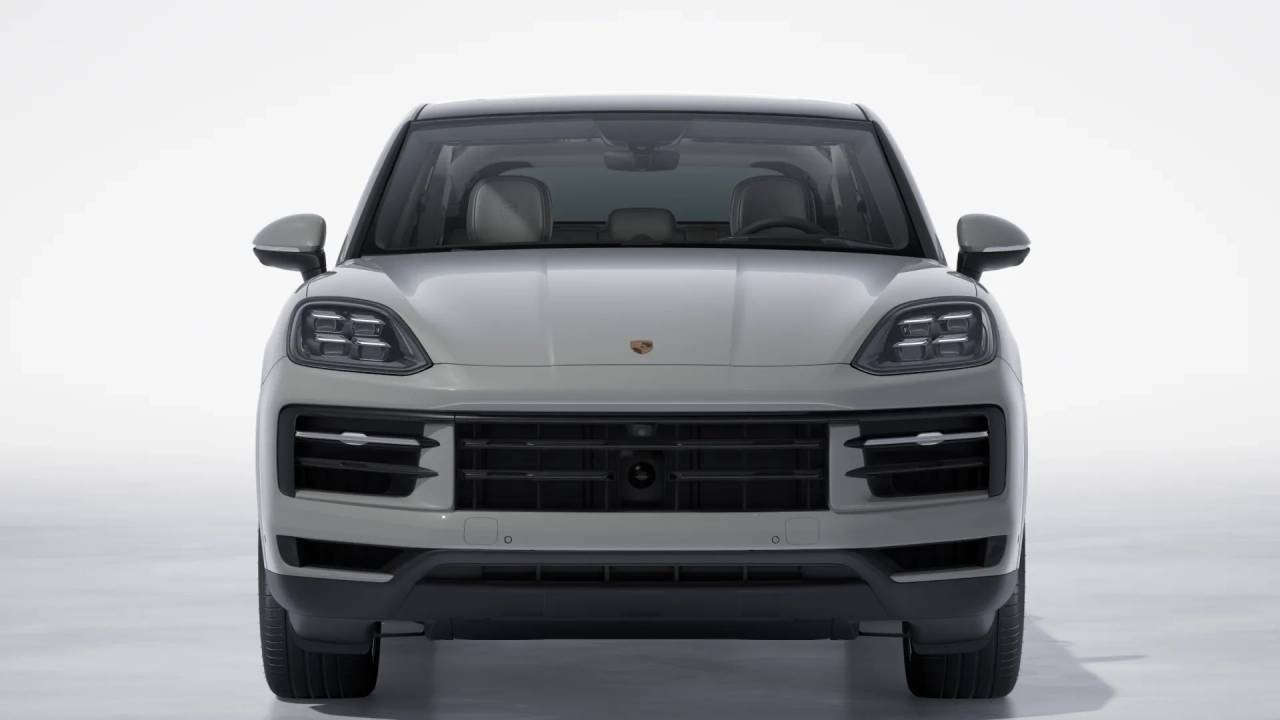 2026 Porsche Cayenne Coupe photo 9