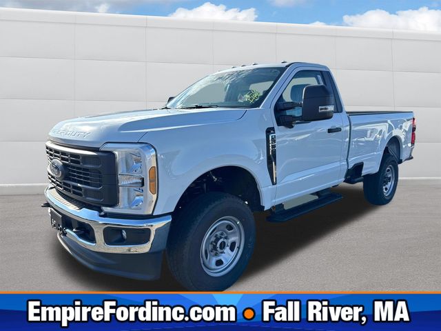 2026 Ford F-350 Super Duty XL's photo