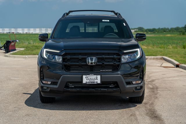 2025 Honda Ridgeline Black Edition photo 2