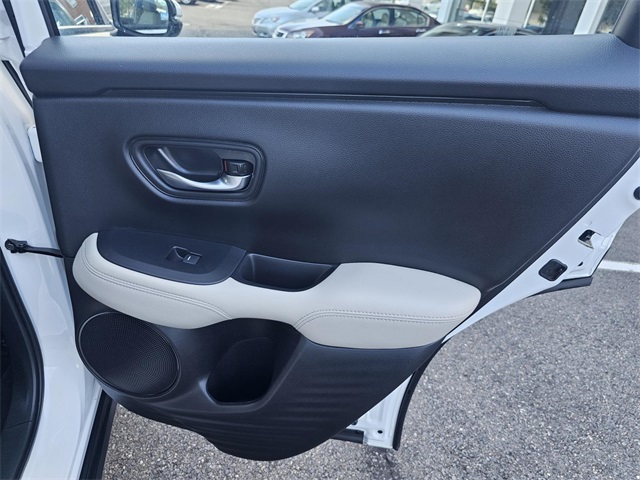 2025 Honda HR-V LX photo 11