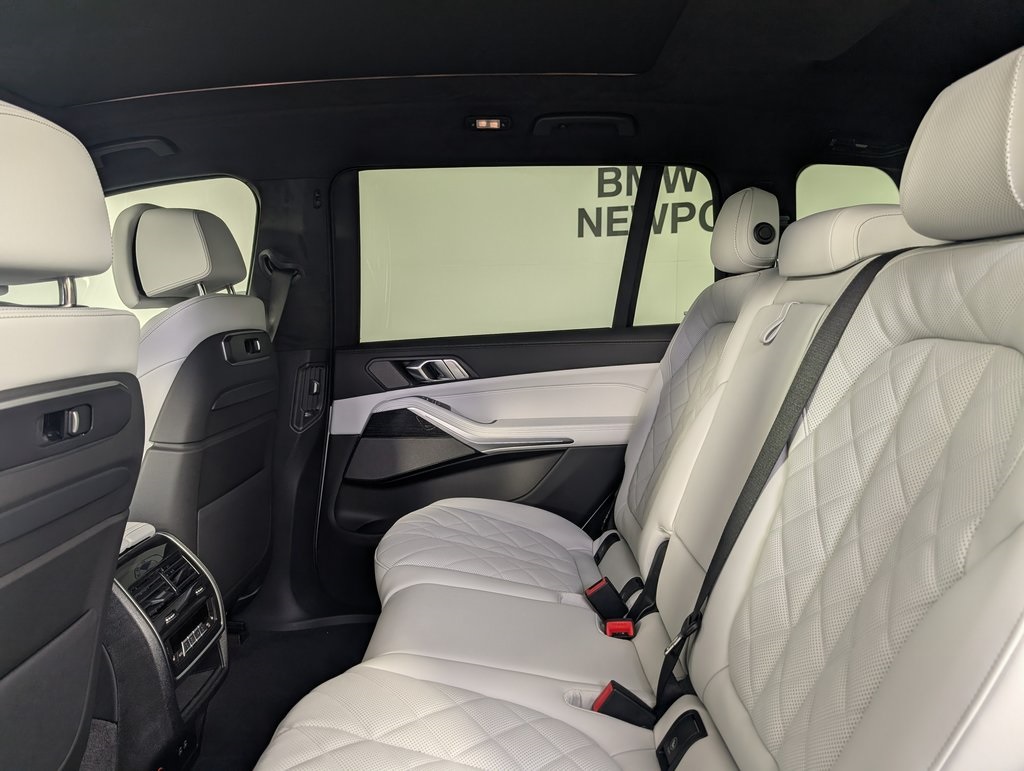 2026 Bmw X7 xDrive40i photo 13