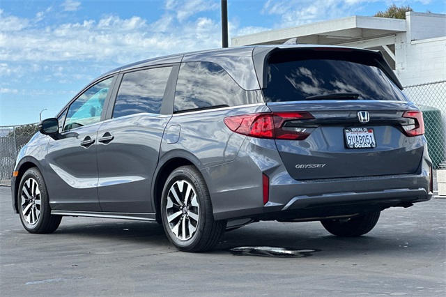 2025 Honda Odyssey EX-L photo 7