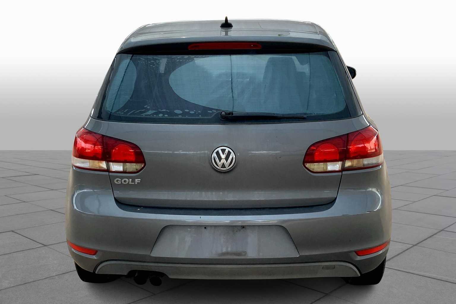 2012 Volkswagen Golf photo 4