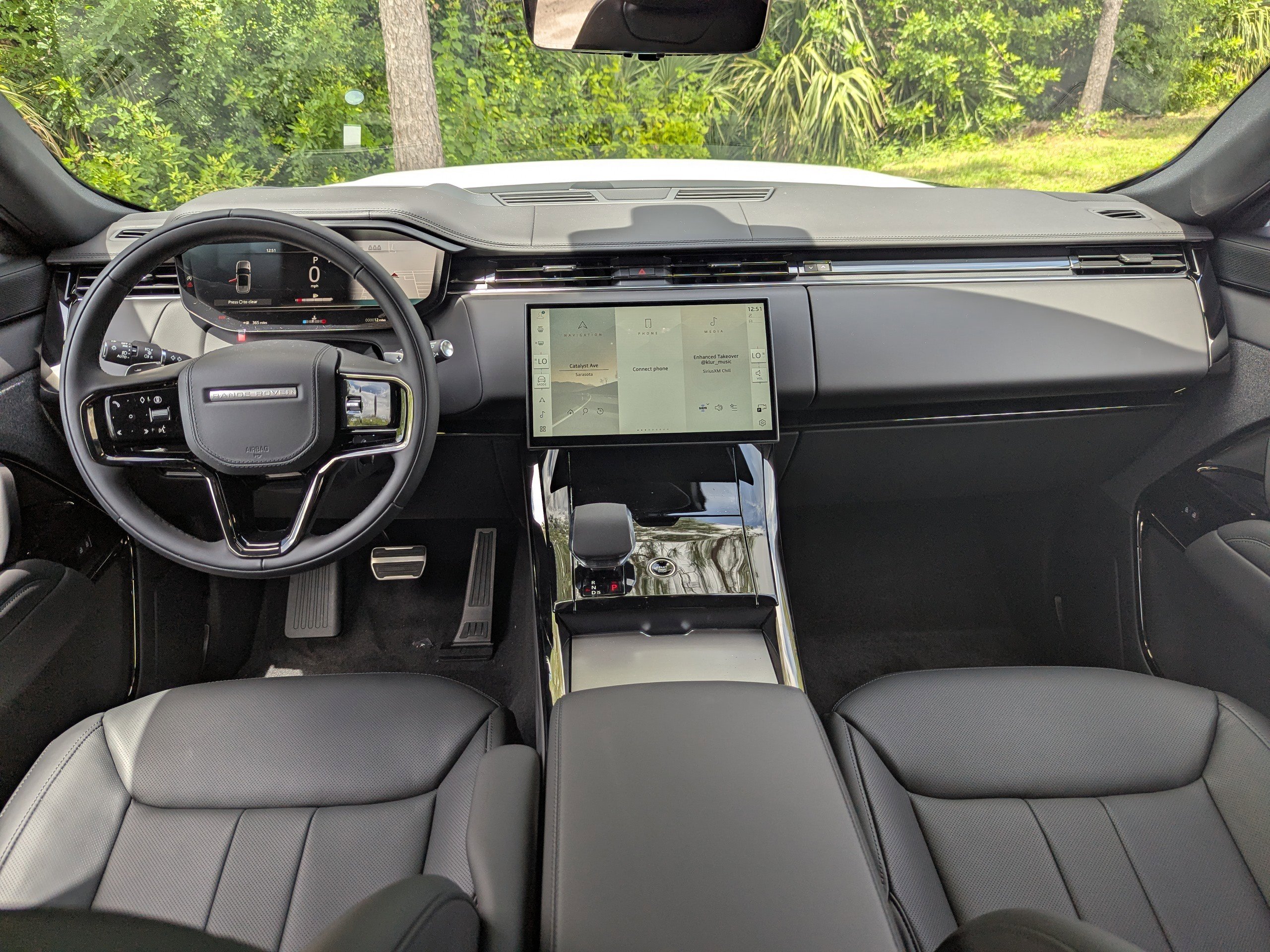2025 Land Rover Range Rover Sport SE photo 13