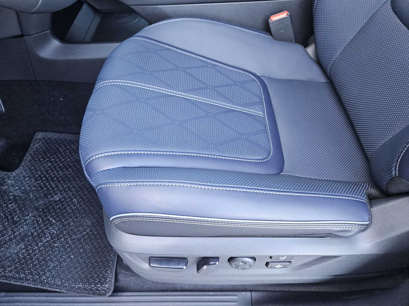 2026 INFINITI QX80 Sport - Photo 18