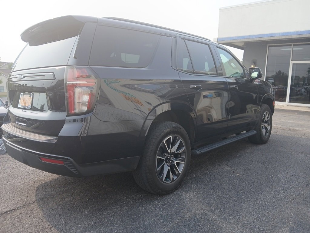 2023 Chevrolet Tahoe Z71 photo 2